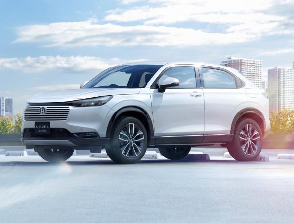 Фото Honda Vezel II Рестайлинг