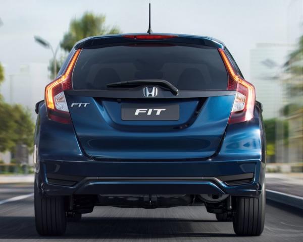 Фото Honda Fit III Рестайлинг Хэтчбек 5 дв.