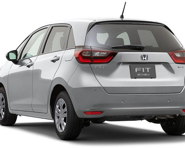 Фото Honda Fit IV Рестайлинг Хэтчбек 5 дв.