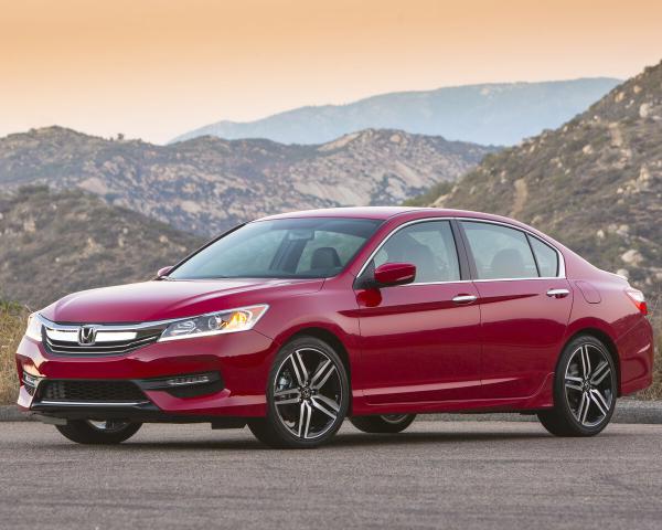 Фото Honda Accord IX Рестайлинг Седан