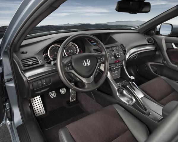 Фото Honda Accord VIII Рестайлинг Седан