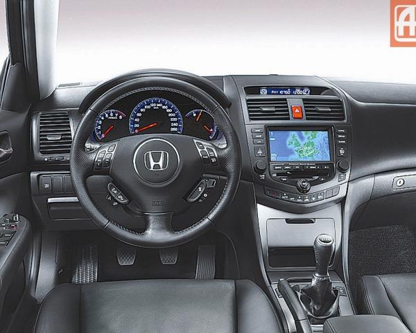 Фото Honda Accord VII Рестайлинг Универсал 5 дв.