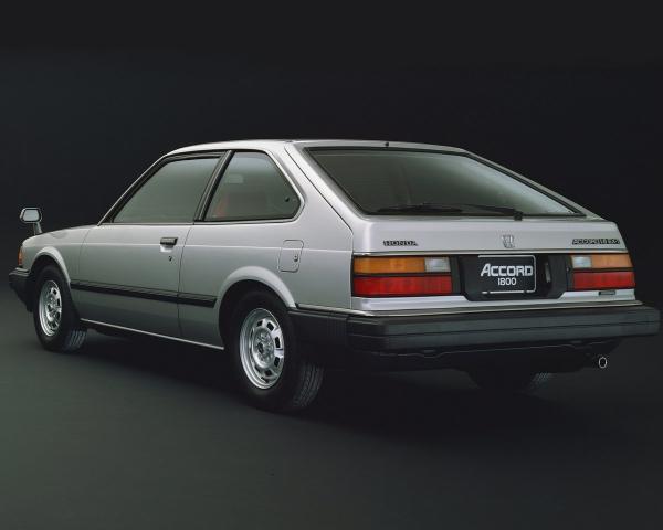 Фото Honda Accord II Хэтчбек 3 дв.