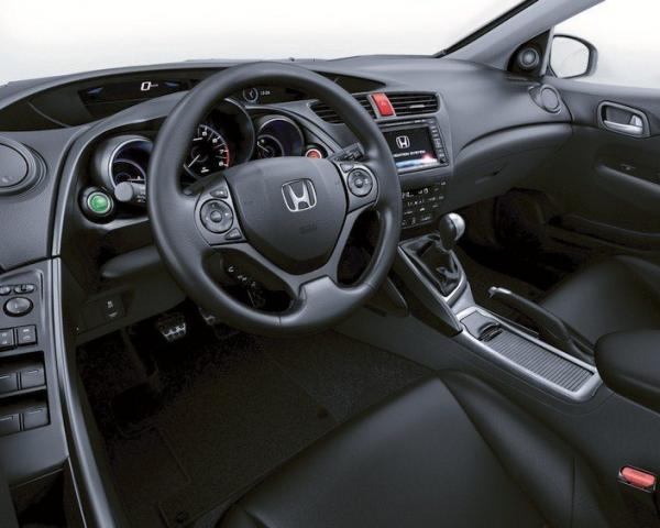 Фото Honda Civic IX Хэтчбек 5 дв.