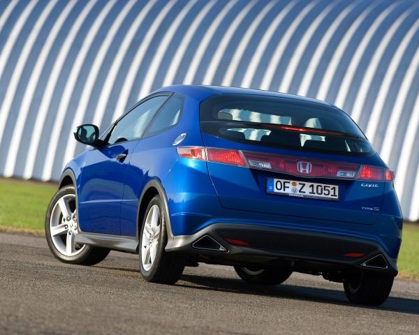 Фото Honda Civic VIII Хэтчбек 3 дв.