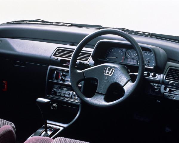 Фото Honda Civic IV Хэтчбек 3 дв.