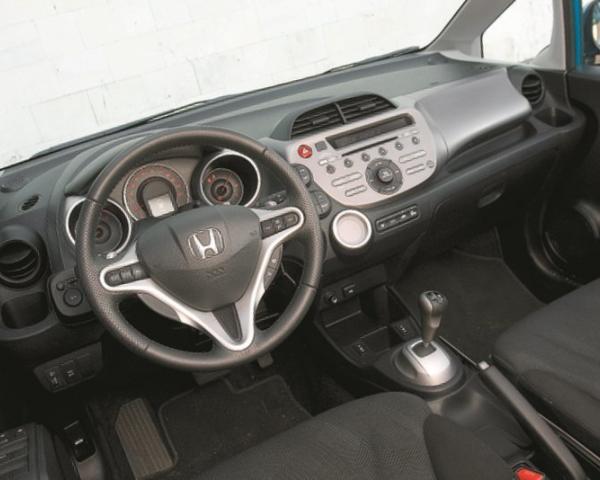 Фото Honda Jazz II Хэтчбек 5 дв.