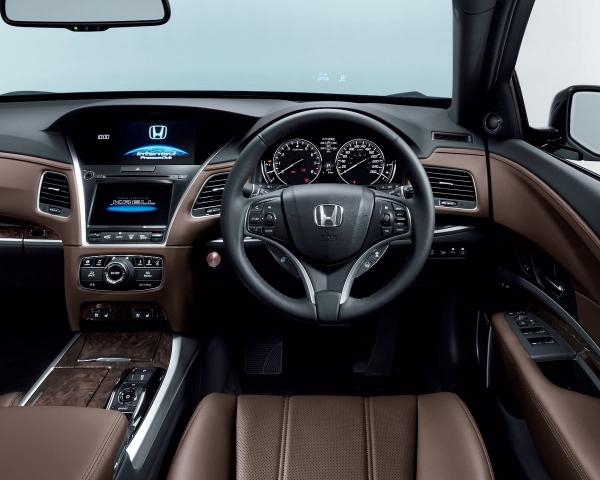 Фото Honda Legend V Рестайлинг Седан