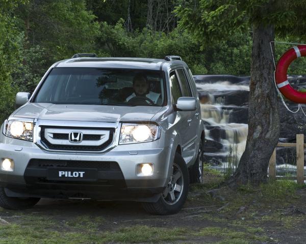 Фото Honda Pilot II Внедорожник 5 дв.