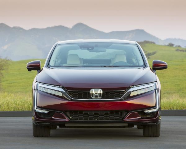 Фото Honda FCX Clarity II Седан