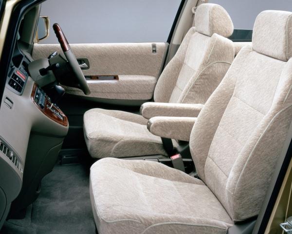 Фото Honda Odyssey II Компактвэн