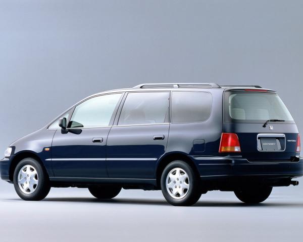 Фото Honda Odyssey I Компактвэн