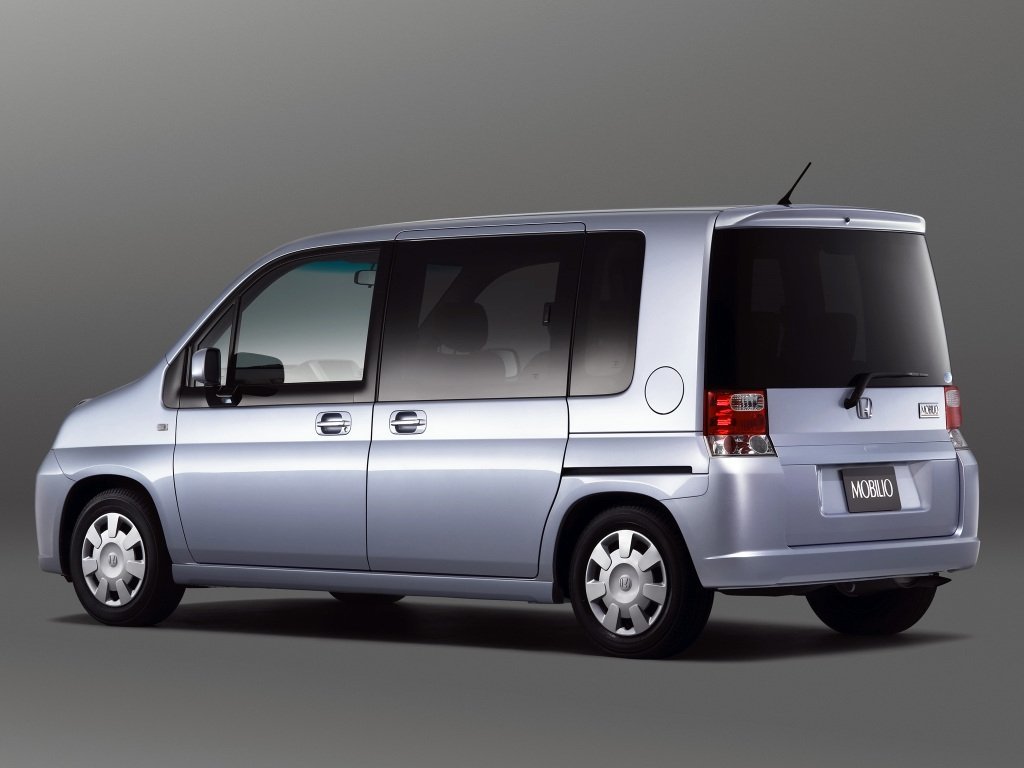 Фото Honda Mobilio I Рестайлинг Компактвэн