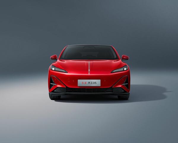 Фото Hongqi Tiangong 05 I Седан