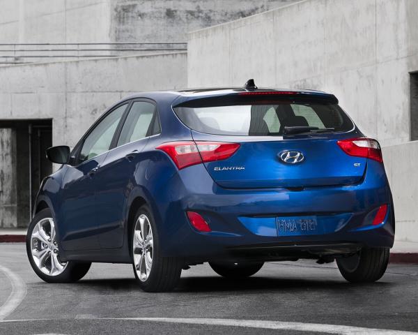 Фото Hyundai Elantra V (MD) Хэтчбек 5 дв.