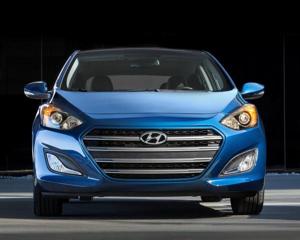 Фото Hyundai Elantra V (MD) Рестайлинг Хэтчбек 5 дв. GT