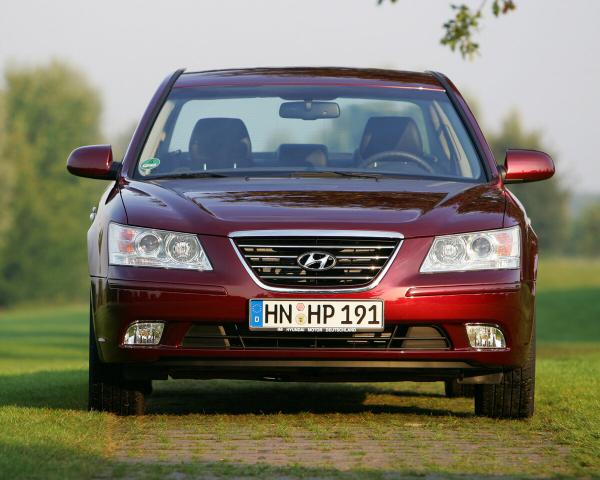 Фото Hyundai Sonata V (NF) Рестайлинг Седан