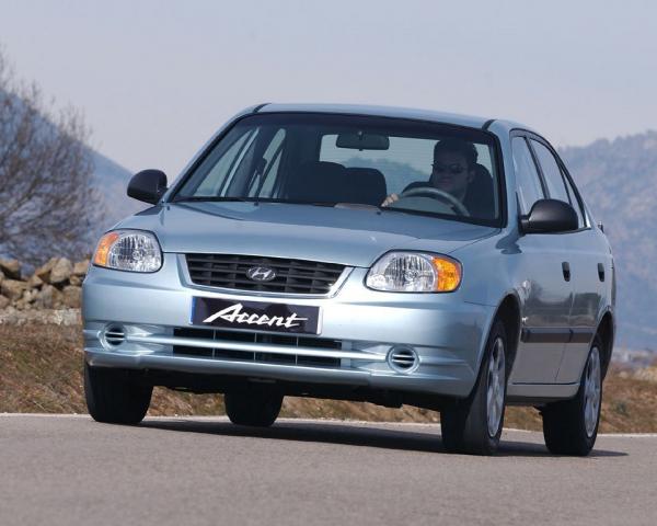 Фото Hyundai Accent II Рестайлинг Седан