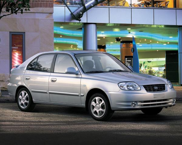 Фото Hyundai Accent II Рестайлинг Хэтчбек 5 дв.