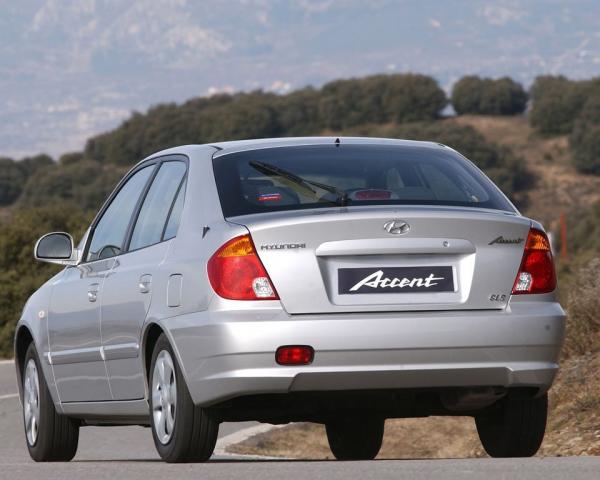 Фото Hyundai Accent II Рестайлинг Хэтчбек 5 дв.