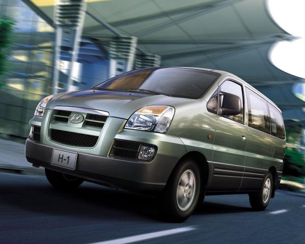 Фото Hyundai H-1 I Рестайлинг Минивэн