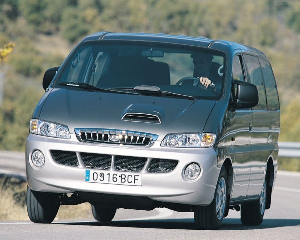 Фото Hyundai H-1 I Минивэн