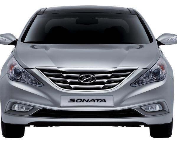 Фото Hyundai Sonata VI (YF) Седан