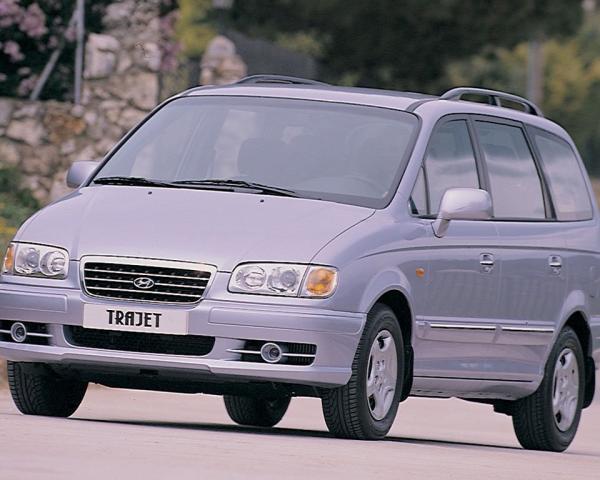Фото Hyundai Trajet I Компактвэн