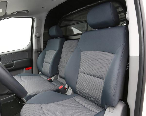 Фото Hyundai H-1 II Рестайлинг Фургон