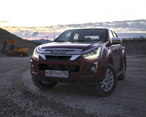 Фото Isuzu D-Max II Рестайлинг 2 Пикап Двойная кабина