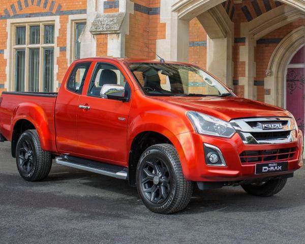 Фото Isuzu D-Max II Рестайлинг 2 Пикап Полуторная кабина