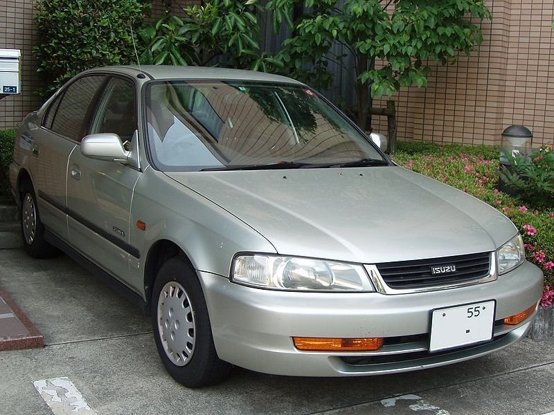 Фото Isuzu Gemini V