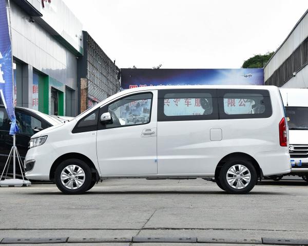 Фото Jac Refine M3 I Минивэн