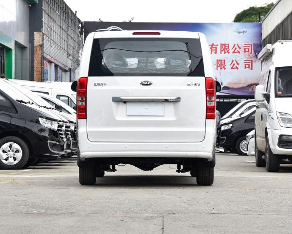 Фото Jac Refine M3 I Минивэн