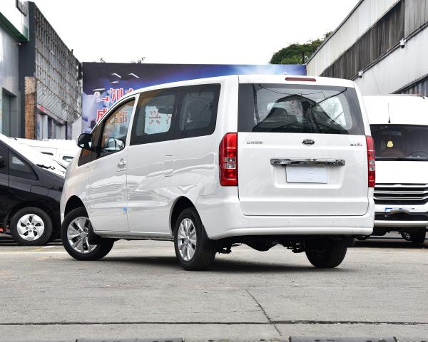 Фото Jac Refine M3 I Минивэн