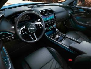 Фото Jaguar XE I Рестайлинг