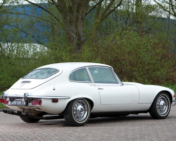 Фото Jaguar E-Type Series 3 Купе