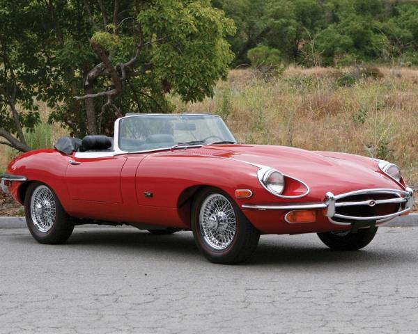 Фото Jaguar E-Type Series 2 Кабриолет