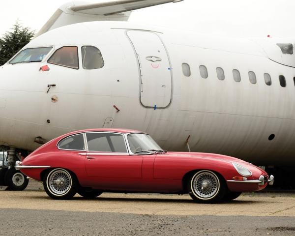 Фото Jaguar E-Type Series 1 Купе 2+2