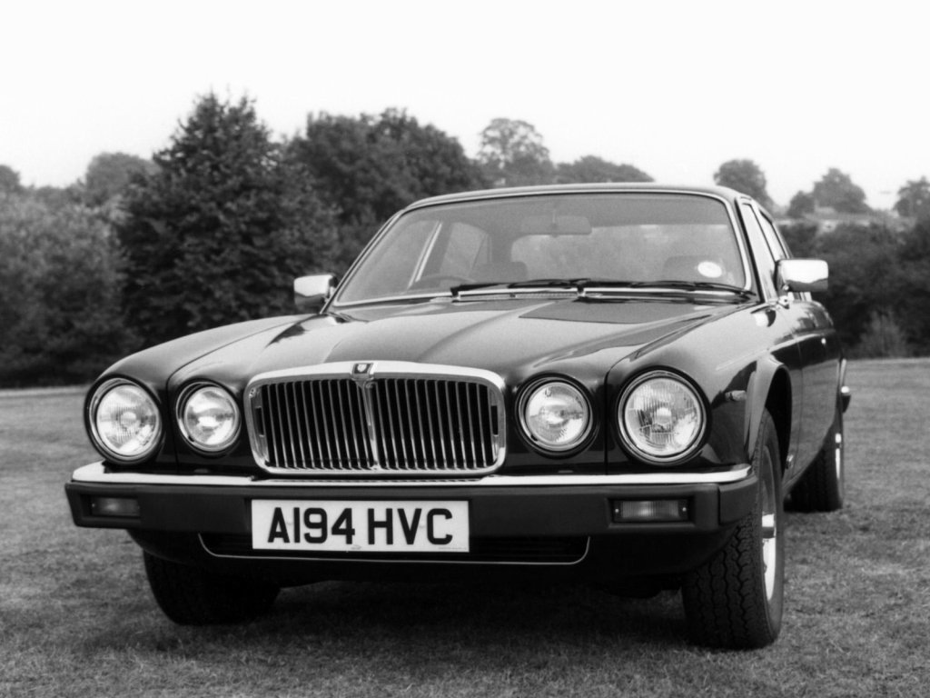 Фото Jaguar XJ I (Series 3)