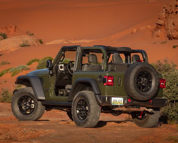 Фото Jeep Wrangler IV (JL) Рестайлинг Внедорожник 3 дв.