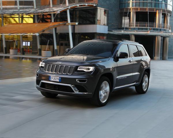 Фото Jeep Grand Cherokee WK2 Рестайлинг Внедорожник 5 дв.