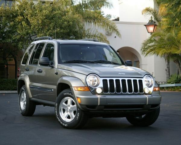 Фото Jeep Liberty (North America) I Внедорожник 5 дв.