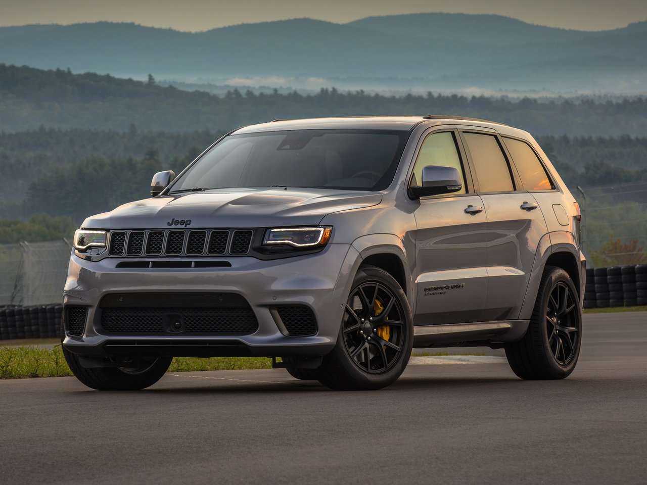 Фото Jeep Grand Cherokee WK2 Рестайлинг