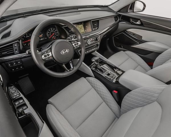 Фото Kia Cadenza II Седан