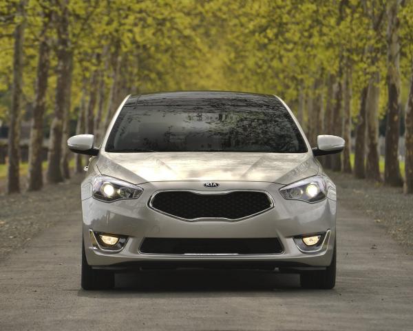 Фото Kia Cadenza I Рестайлинг Седан