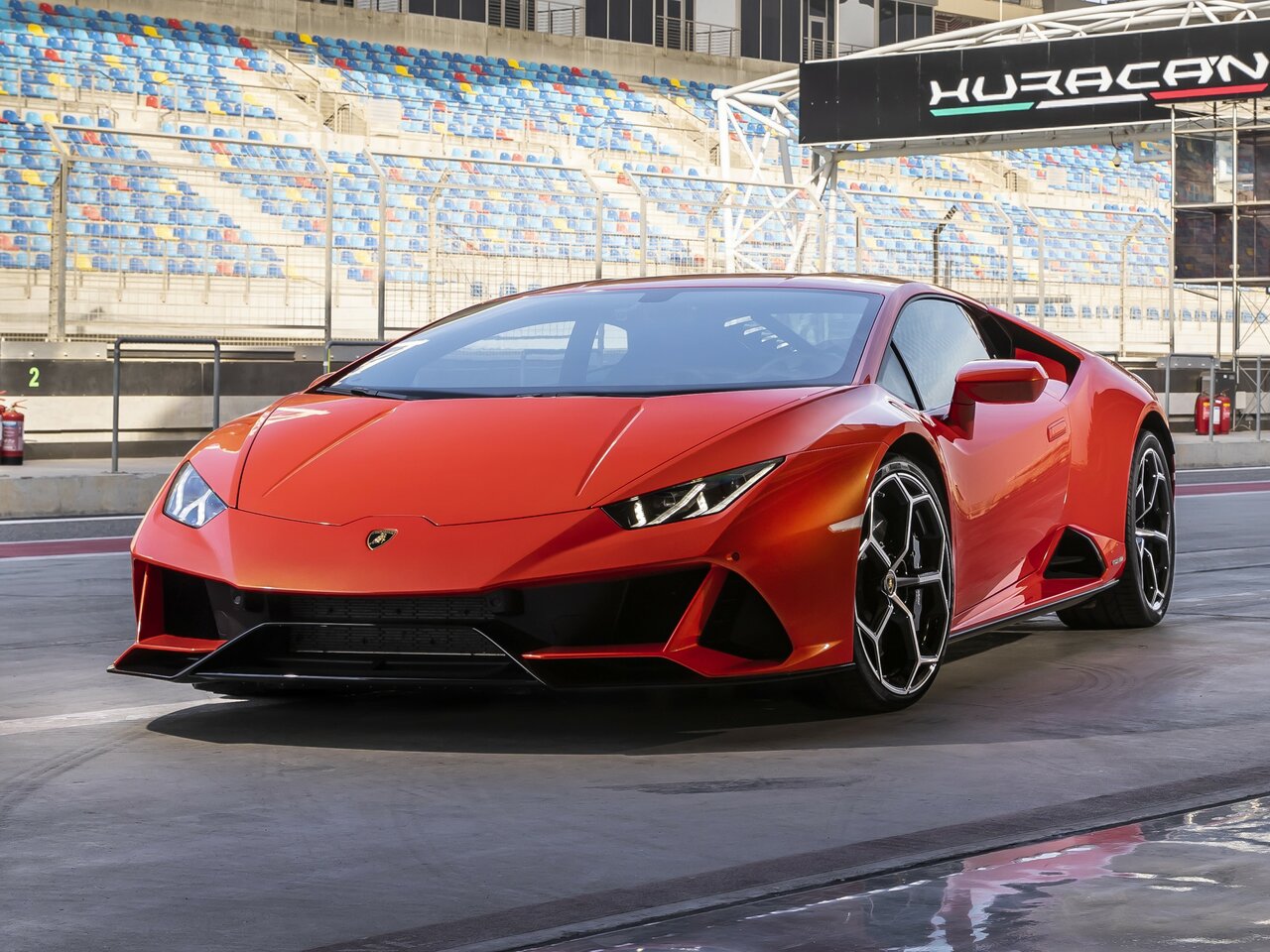 Фото Lamborghini Huracan I Рестайлинг