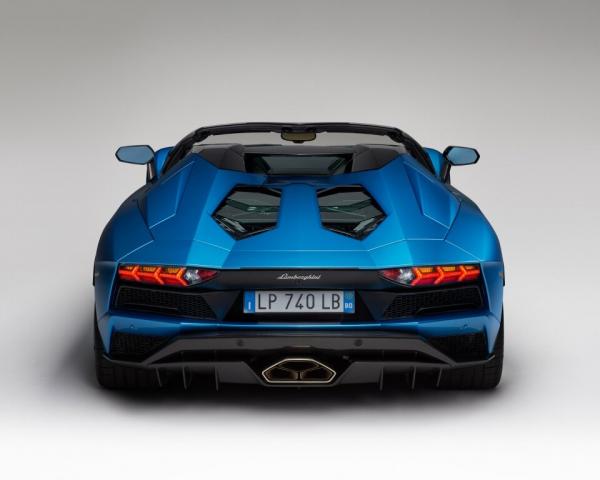 Фото Lamborghini Aventador I Рестайлинг Родстер