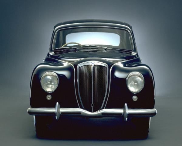 Фото Lancia Aurelia I Седан