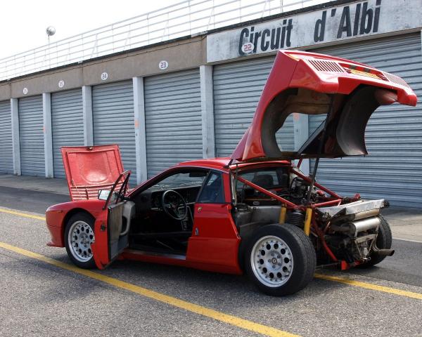 Фото Lancia Rally 037 I Купе